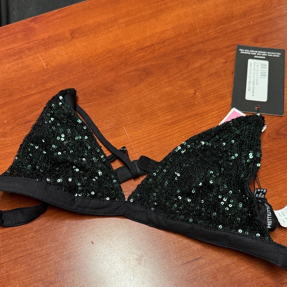 Prettylittlething sequin bralette us 4 // 010725